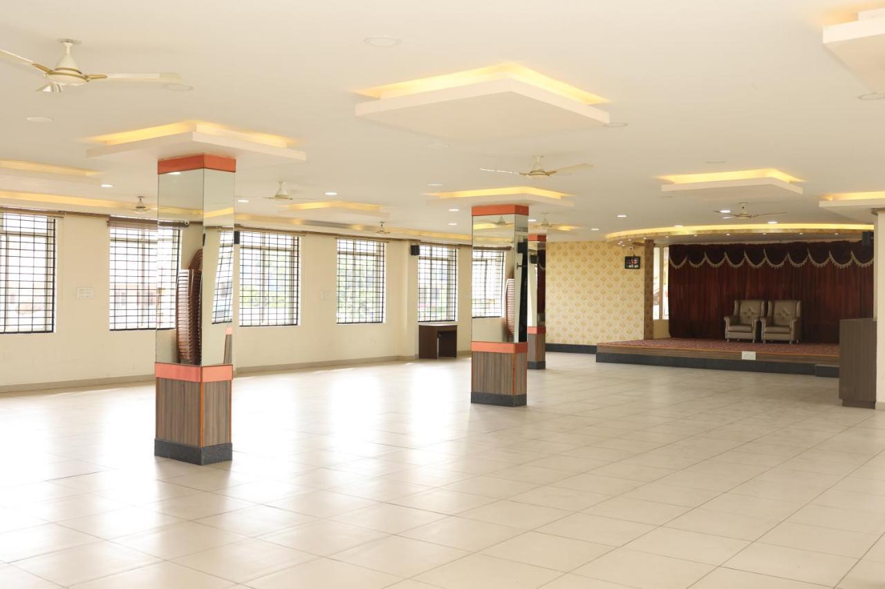 Hotel Victory Grand Attibele Exterior foto