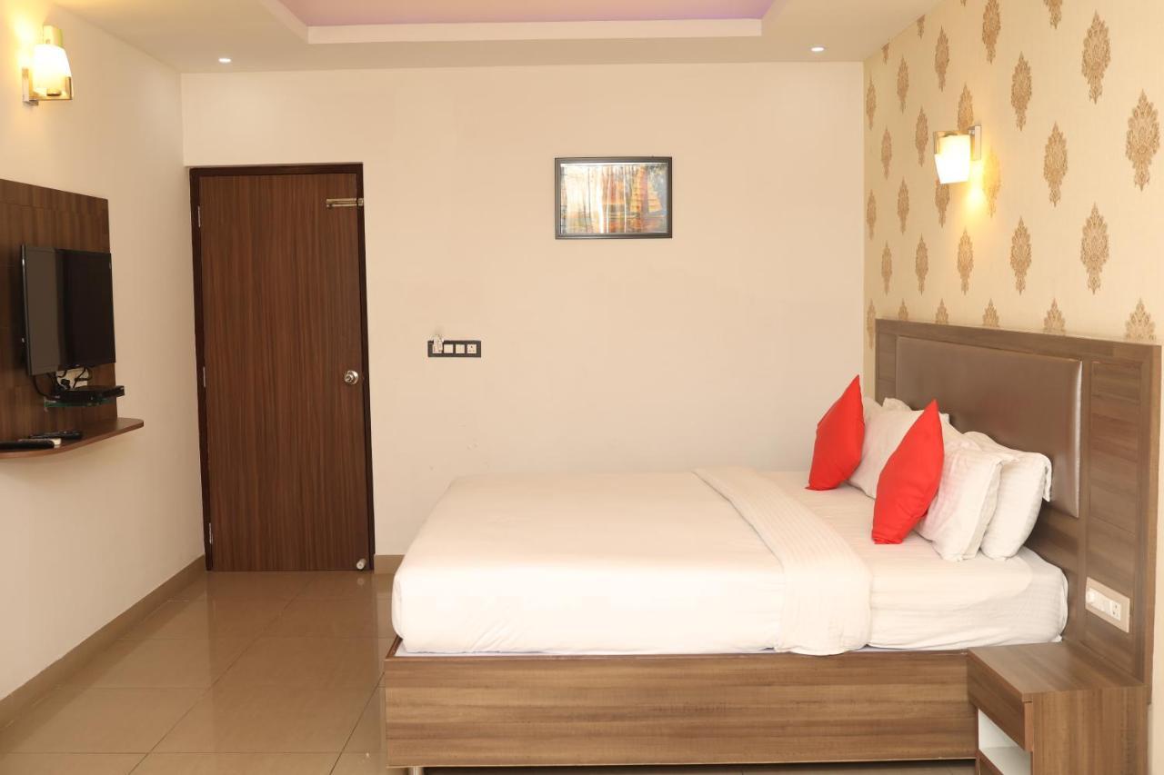 Hotel Victory Grand Attibele Exterior foto